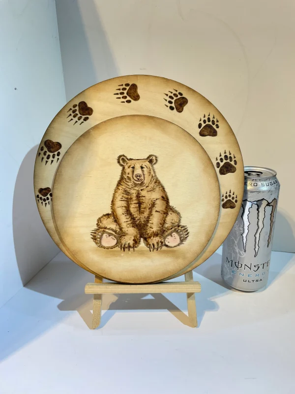 Sitting Bear in pyrography (I) - Image 2